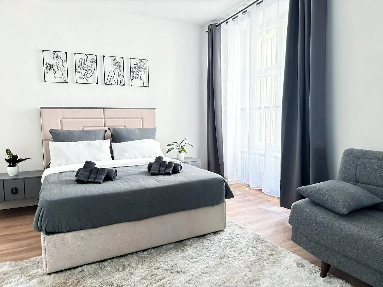 Holidayhome Apartments I Stylish Private Room In The Heart Of Berlin-Kreuzberg!